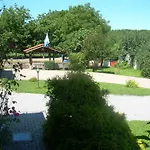 فندق مبيت وإفطار Cm Ranch 3*